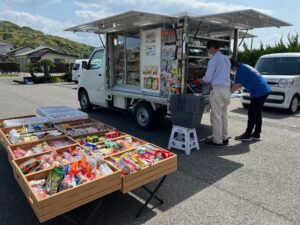 ヤックスドラッグ城山店